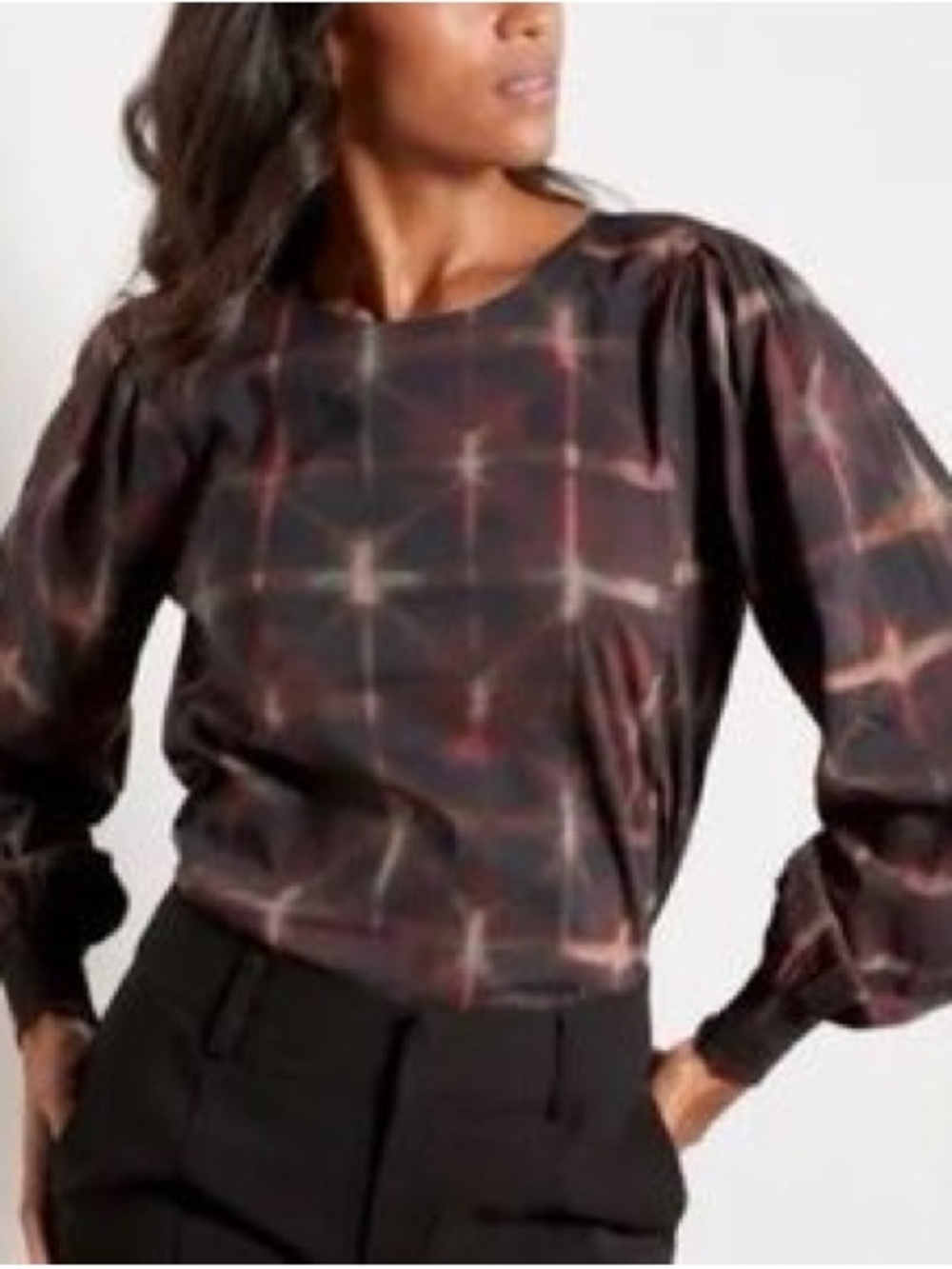 Evereve Long-Sleeve Hazel Blouse in black multi Sz Medium